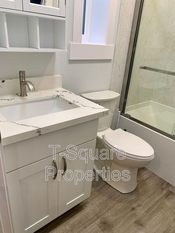 Photo - 448 SW 126th St