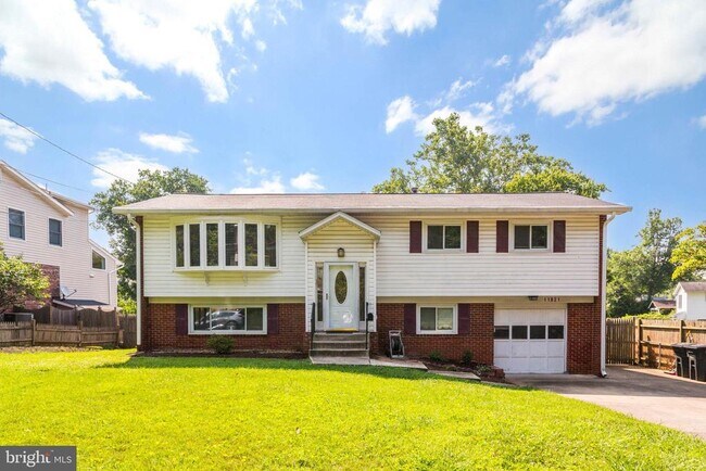 Photo - 11821 Charen Ln House