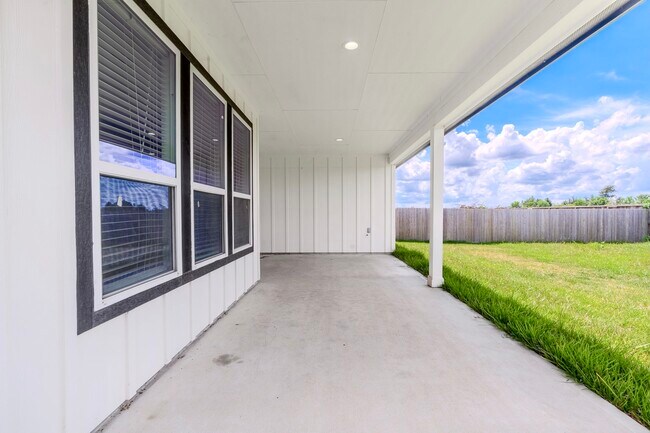 Photo - 6901 Rd 5503