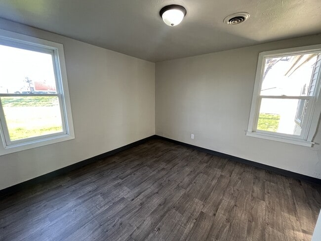 Photo - 1139 Perrot St