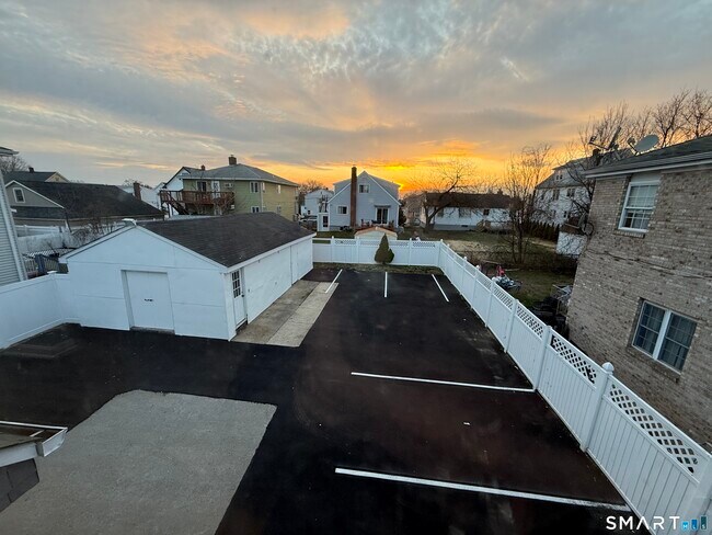 Photo - 85 Avery St Unit 2nd Floor