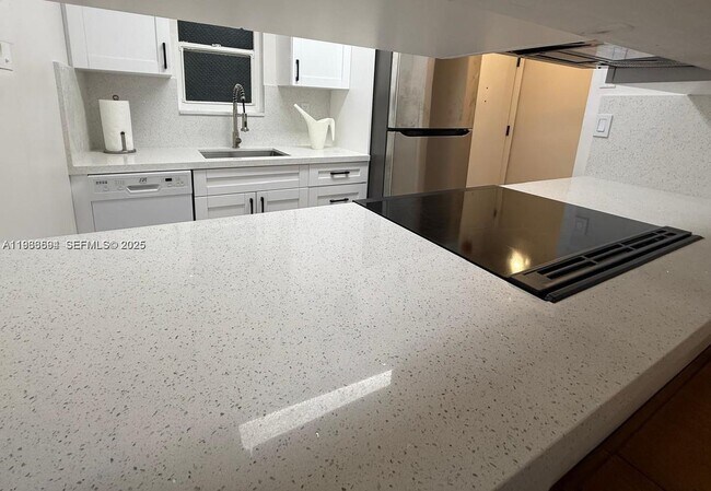 Photo - 160 SW 30th Ave Unit 109A