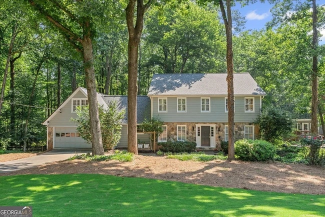 Building Photo - 220 Hollyridge Dr Rental
