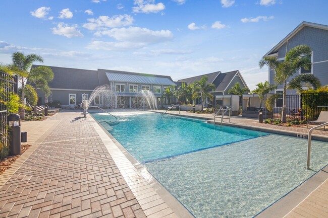 Palm Grove Luxury Apartments