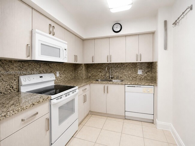 Photo - 3900 N Hills Dr Unit 108