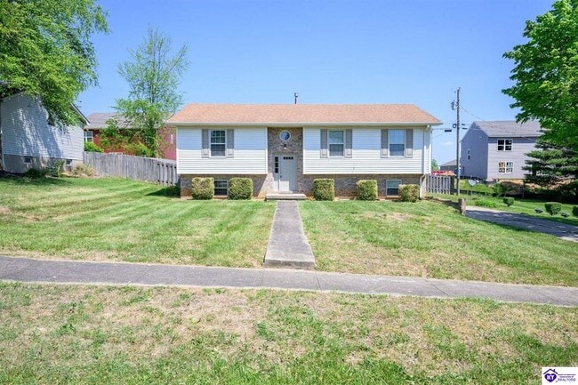 Building Photo - 413 Ridgecrest Rd