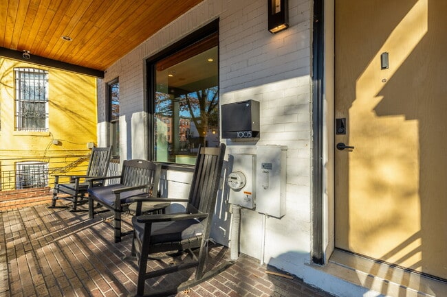 Photo - Modern Luxury in the Heart of Logan Circle