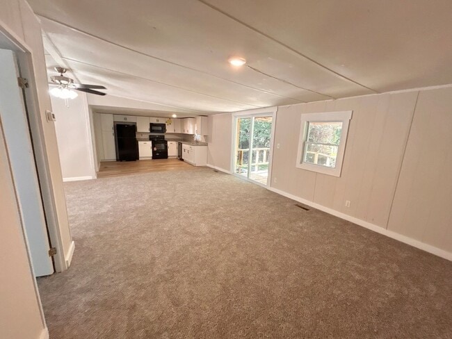 Photo - 415 Old Statesville Rd