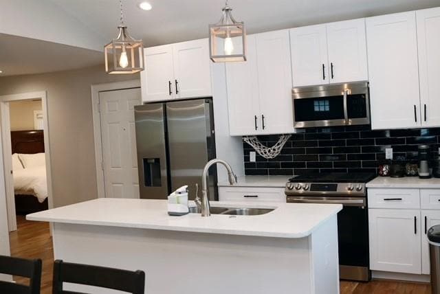 Building Photo - 993 Burns Dr SW Rental