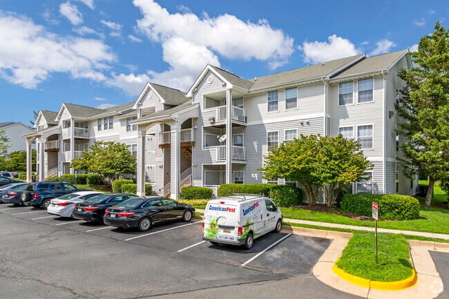 Dulles Center Apartments - Dulles Center Apartments - Tax Credit
