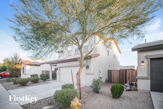 4813 W Lydia Ln