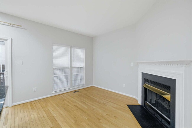 Photo - Elegant End-Unit Townhome with Exceptional Community Amenities