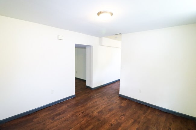 Photo - 2720 Eden Ave