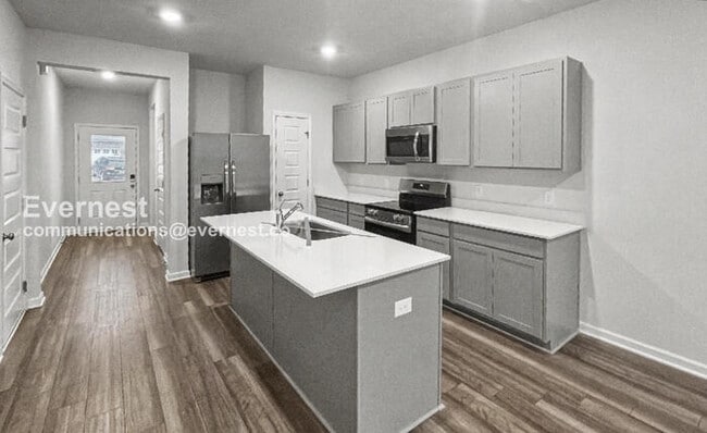 Photo - 679 Birdie Dr