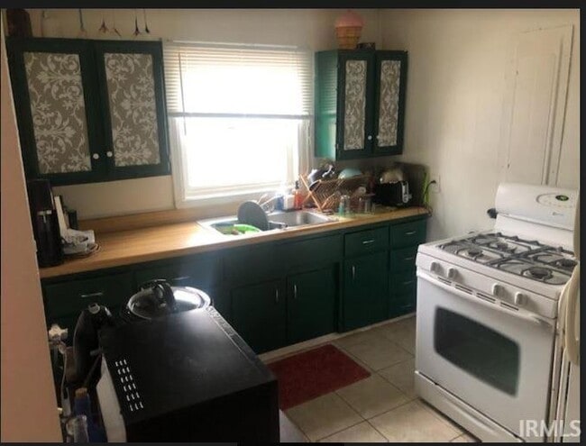 Photo - 2609 S Madison St