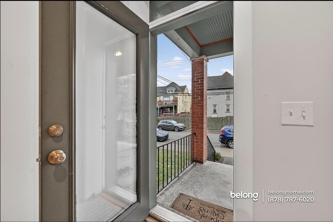 Photo - 5549 Columbo St