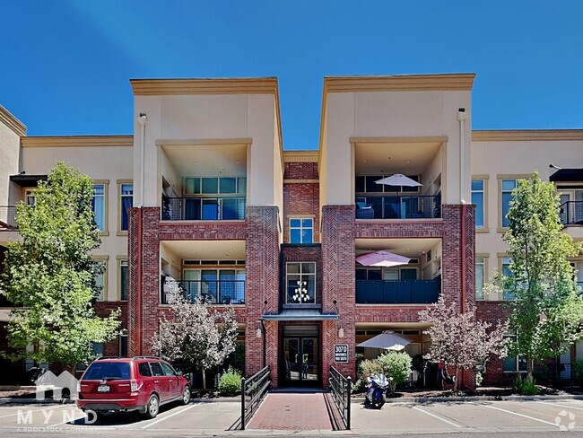 Building Photo - 307 Inverness Way S Rental