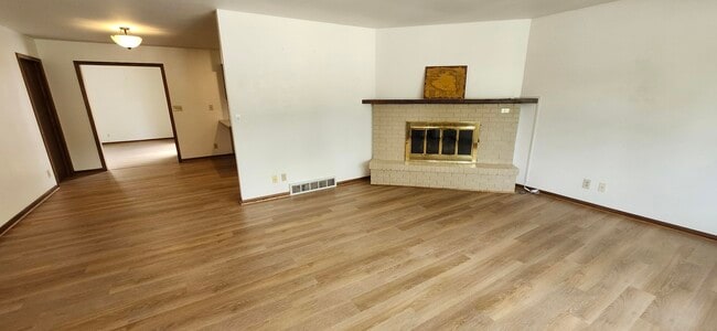 1707 Miller Rd