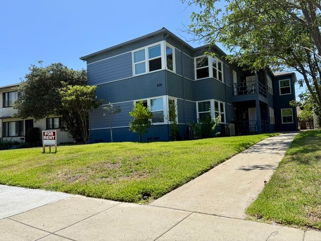Front of apartment - 809 N. Adams St. Unit Apt C