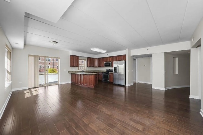 Photo - 6636 W 65th St Unidad 2