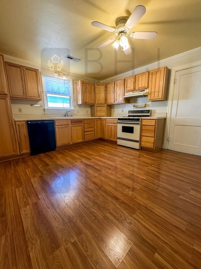 1241 Spaulding St