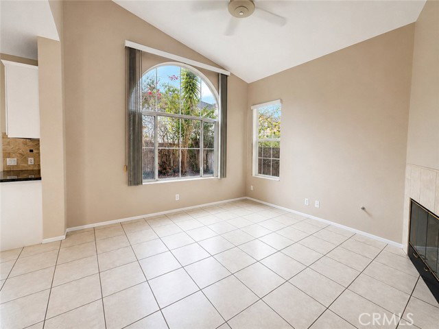 Photo - 11625 Maynard Ave