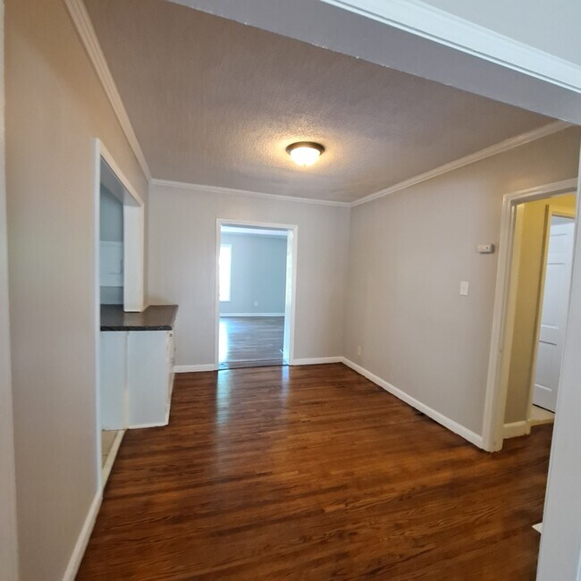 Photo - 3209 N Waynoka Cir