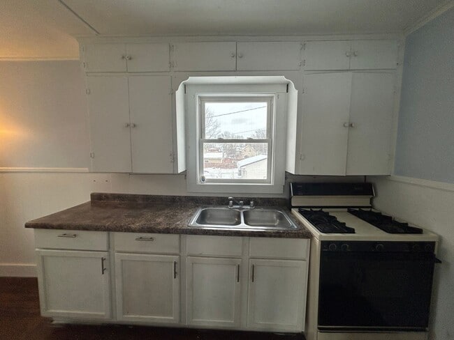 Photo - 111 S Wood St Unidad A