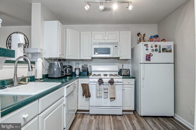 Photo - 1066 Gardenview Loop Unidad 302