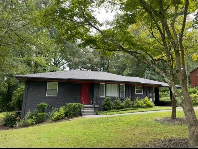 Photo - 1397 Skyhaven Rd SE