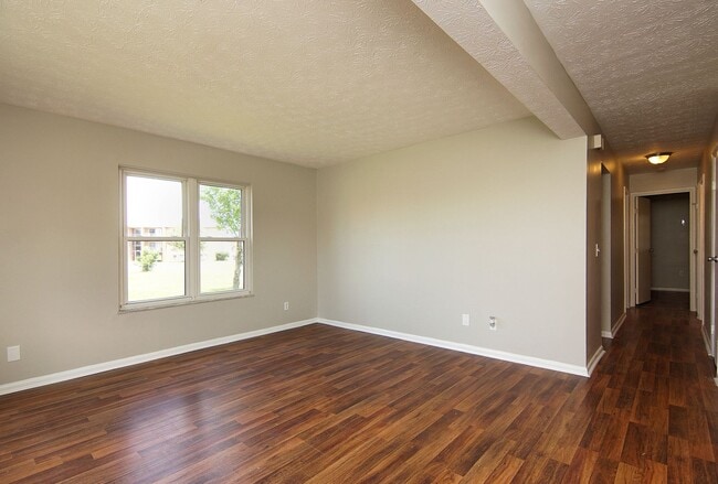 Photo - Parkridge Court Apartments - Newly Renovat...