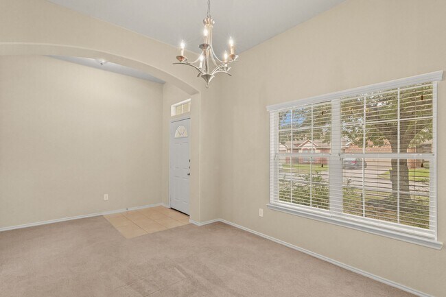 Photo - 2818 Lockeridge Oaks Dr