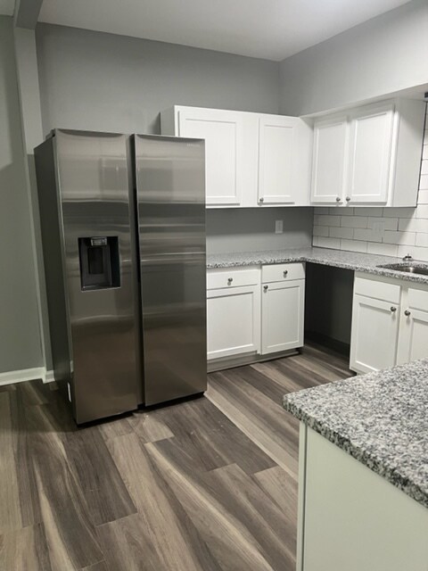 Kitchen - 140 Tyrone Blvd