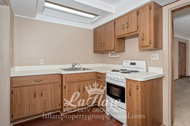 Photo - 1612 Berdan Ave Unit 2
