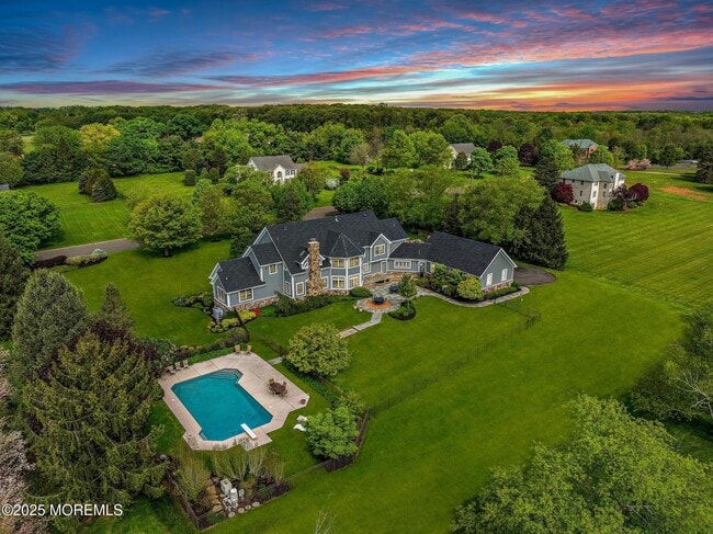 Photo - 13 Driftwood Ln