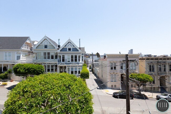 Photo - VICTORIAN PACIFIC HEIGHTS 2BR 1BA UPDATED ...