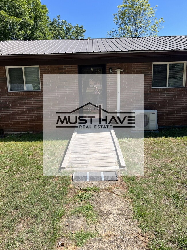 Building Photo - 4388 Sawmills School Rd