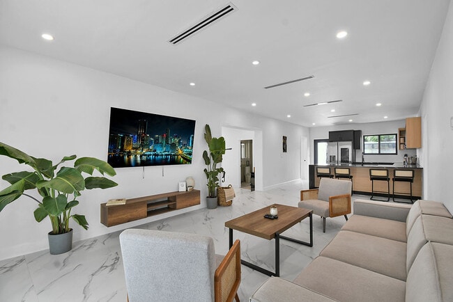 Photo - 187 NW 53rd St