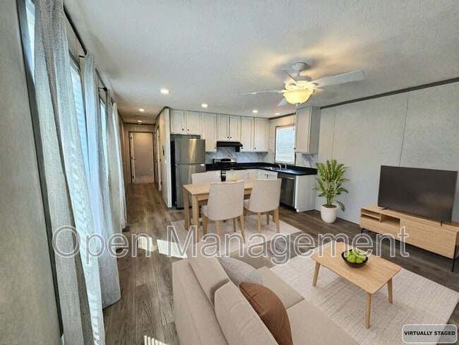 Photo - 700 S 12th St