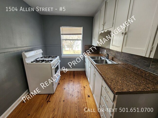 Photo - 1504 Allen St Unidad #5