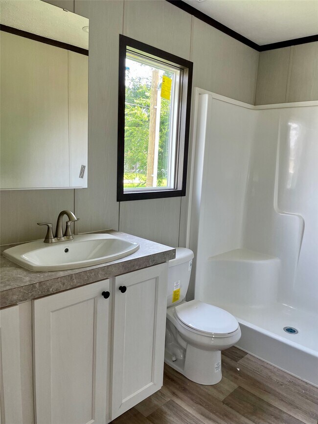 Photo - 720 S Shanks St