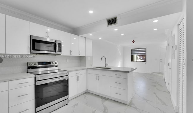 Photo - 1917 SW 107th Ave