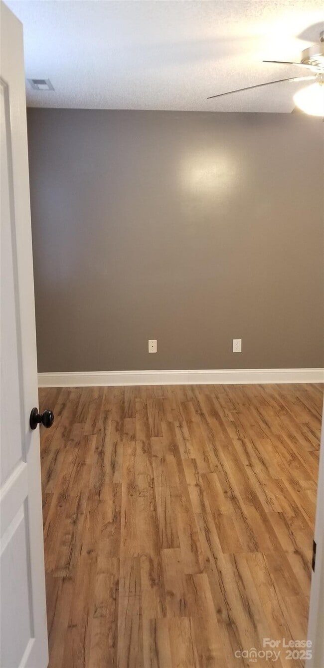 Photo - 853 Matthews School Rd