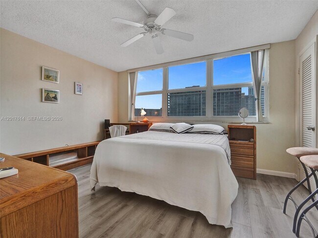 Photo - 3113 S Ocean Dr Unit 603