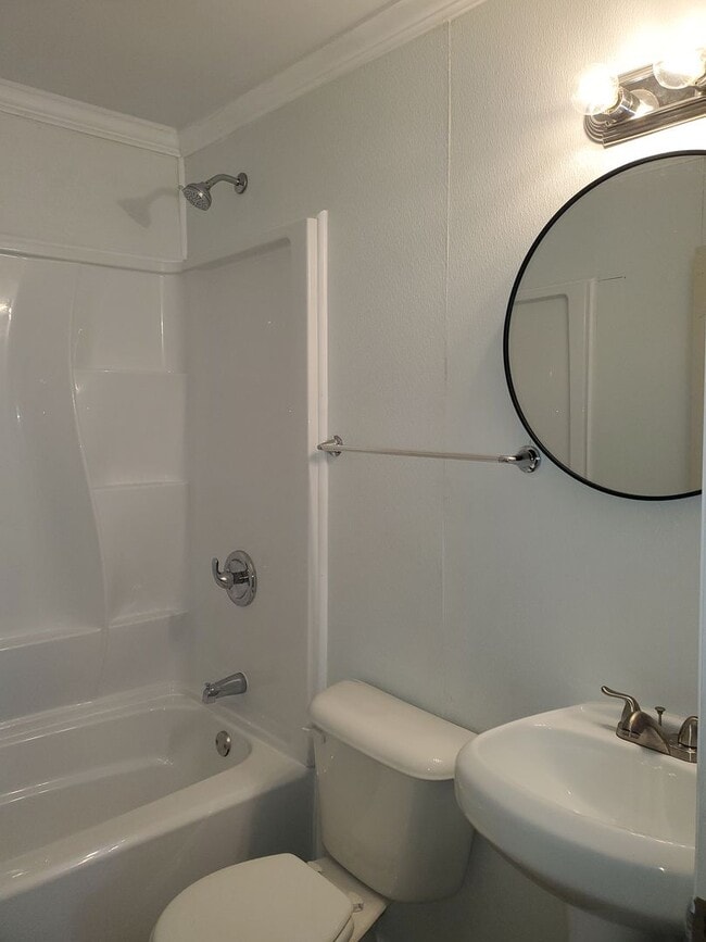 Photo - 151 Circle Dr