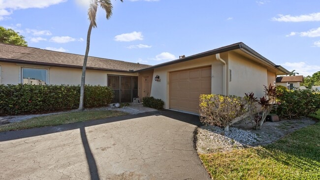 Building Photo - NAPLES Rental
