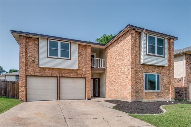 Photo - 829 Foxridge Dr House