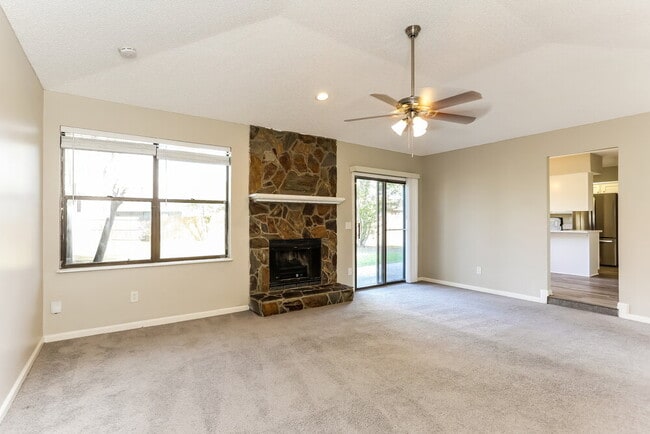 Photo - 8539 Echoridge Ct