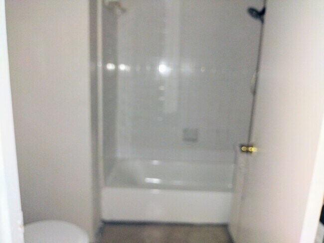 Photo - 508 Holiday Dr Unit #1