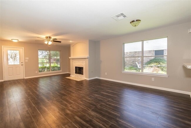Photo - 8315 Sycamore Ln